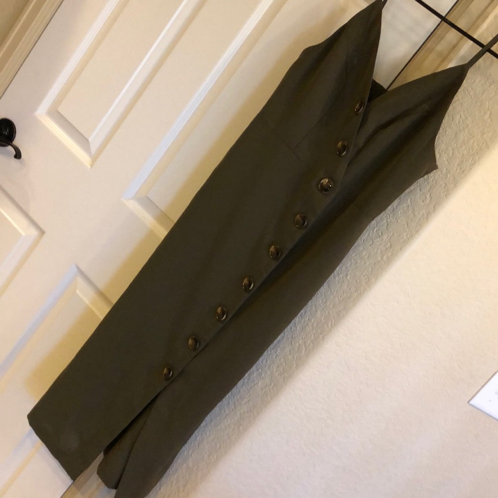 Army green button front dress. Small